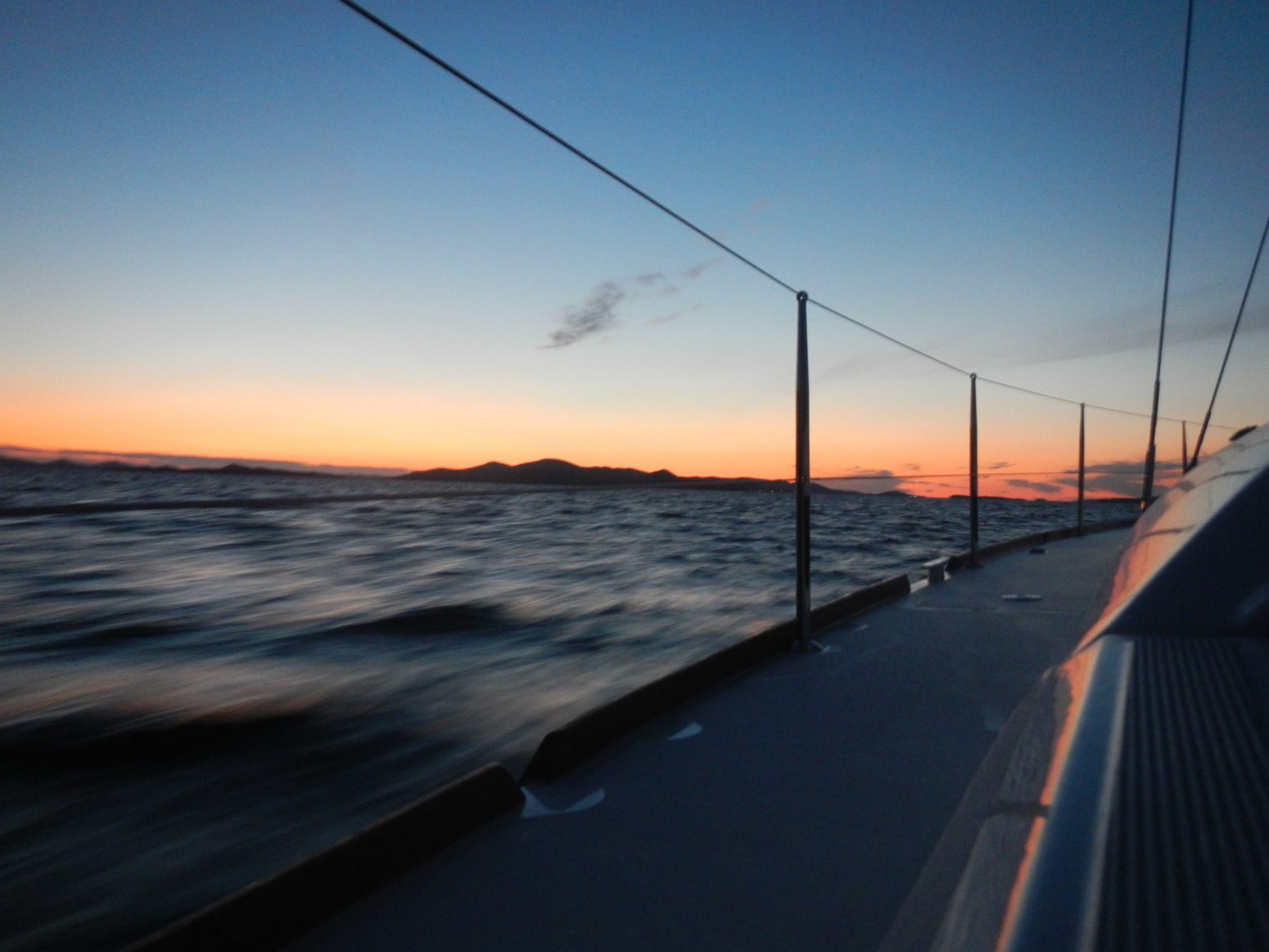 Im Rahmen der Ausbildung zum Segelschein FB2 in Kroatien machen wir mehrere Nachtfahrten